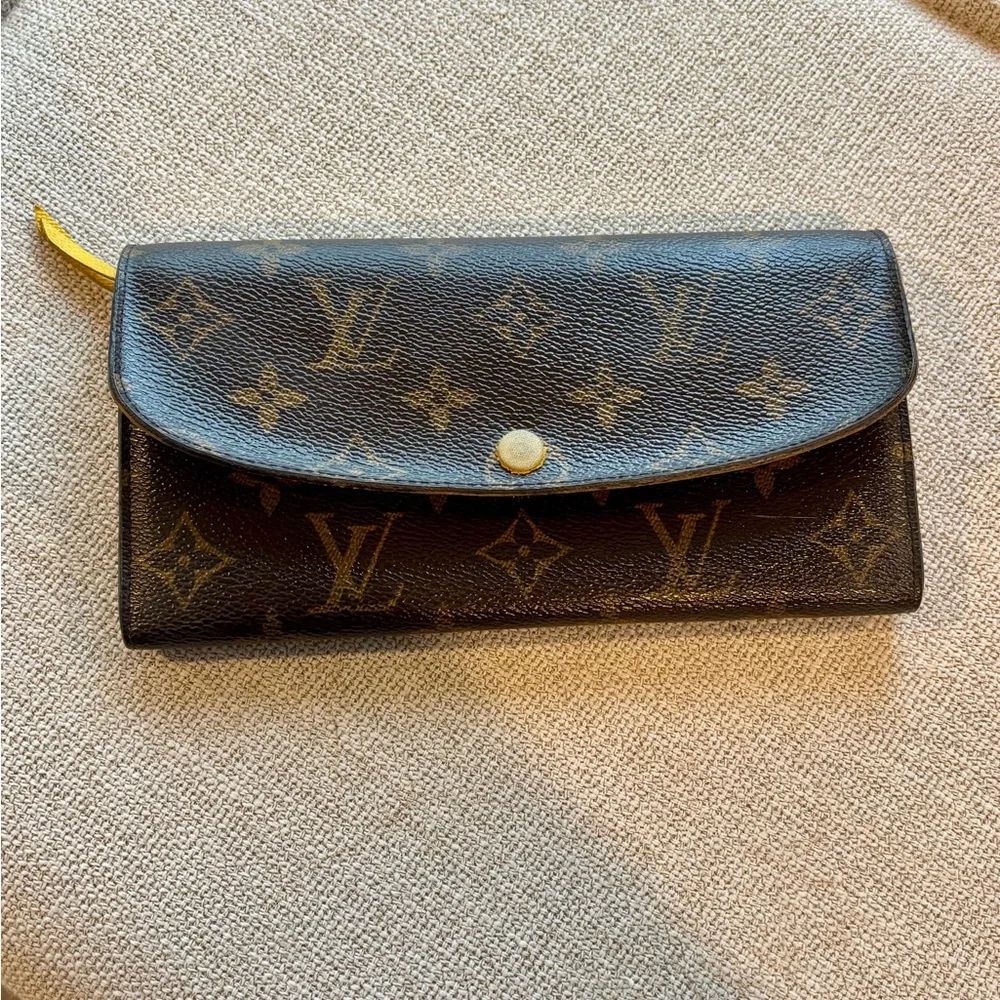 Louis Vuitton Dark Brown Monogram Clutch - Picture 1 of 12